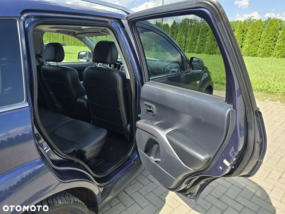 Mitsubishi Outlander - 23