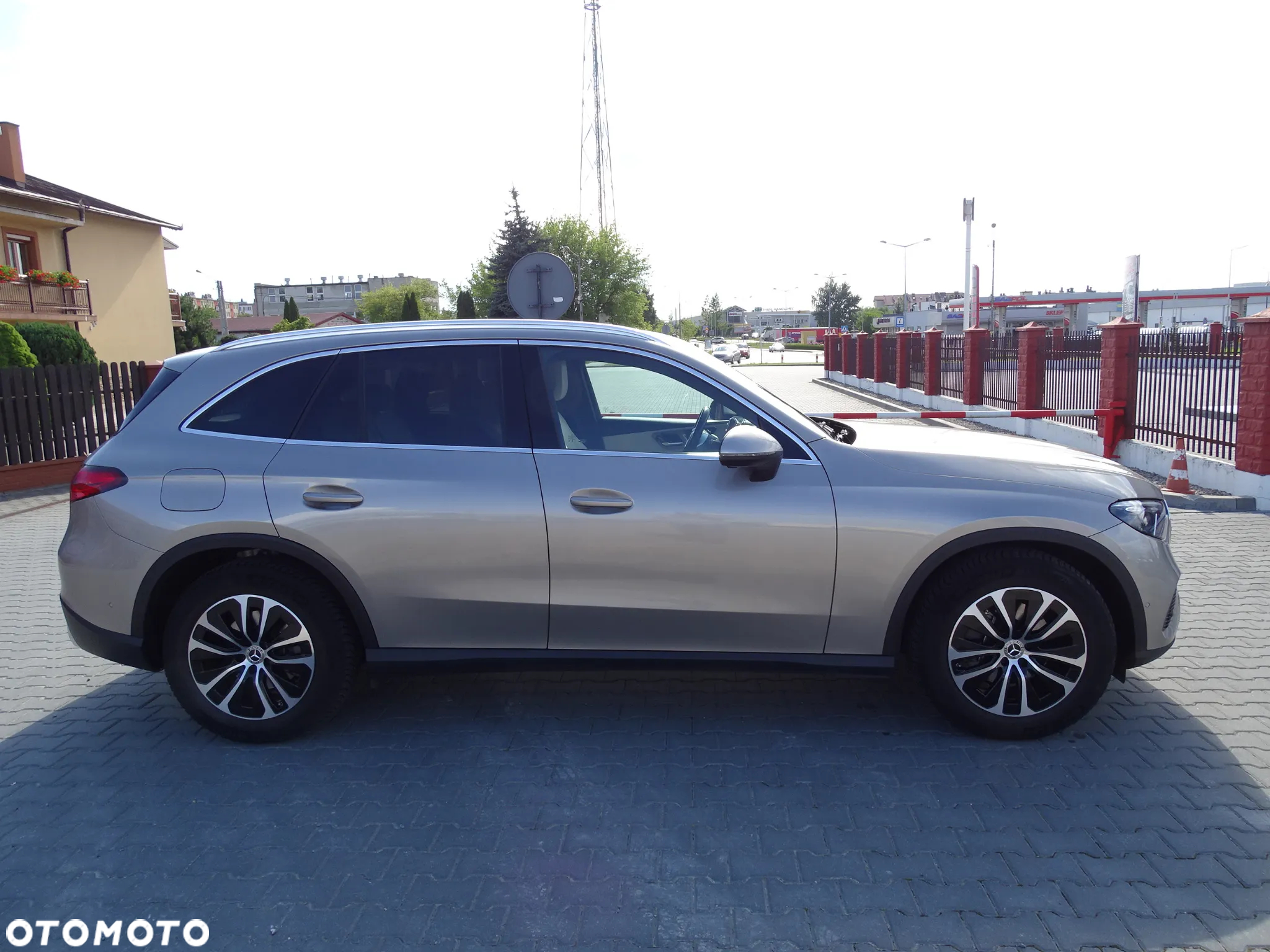 Mercedes-Benz GLC - 4