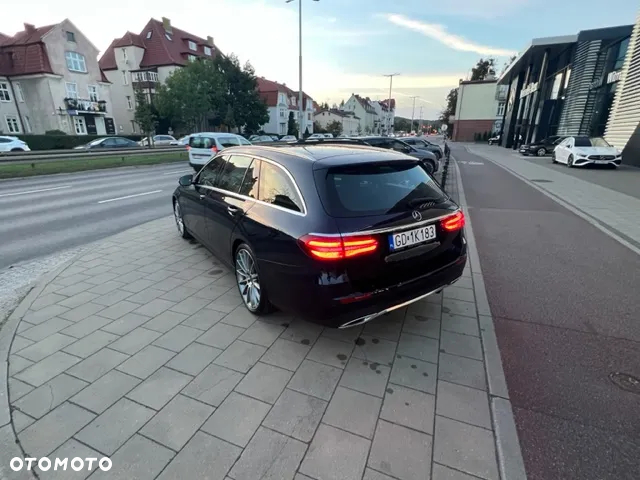 Mercedes-Benz Klasa E 300 d T 9G-TRONIC AMG Line - 6