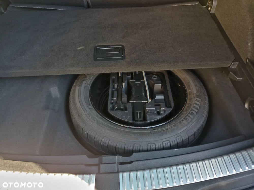 Renault Megane ENERGY dCi 130 GT LINE - 15