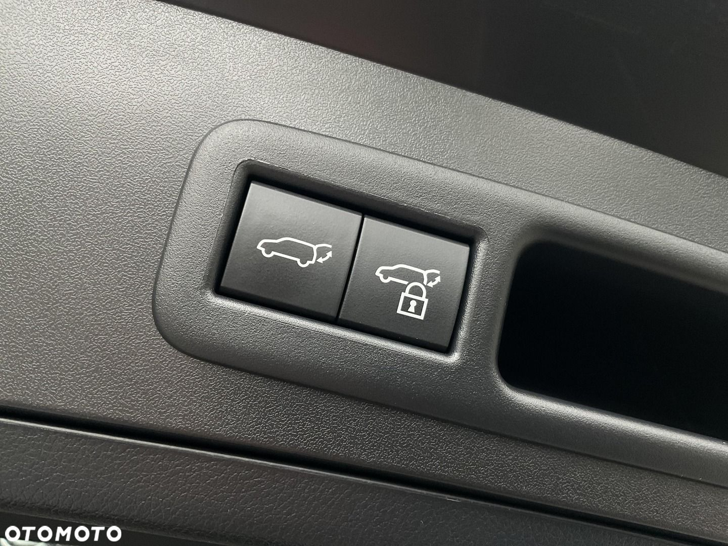 Lexus UX 250h GPF F Sport Design 2WD - 15