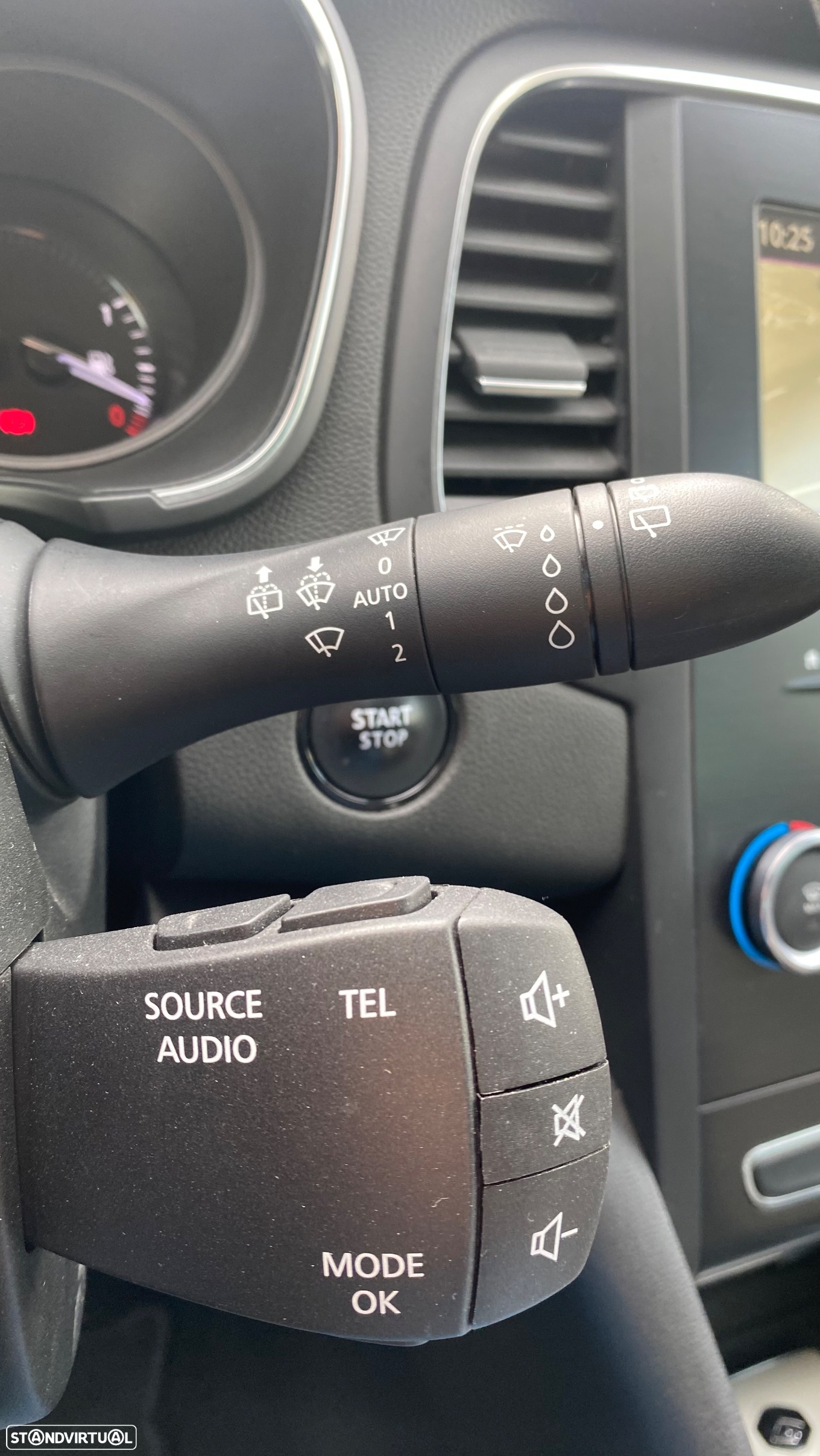 Renault Mégane 1.5 Blue dCi Limited - 31