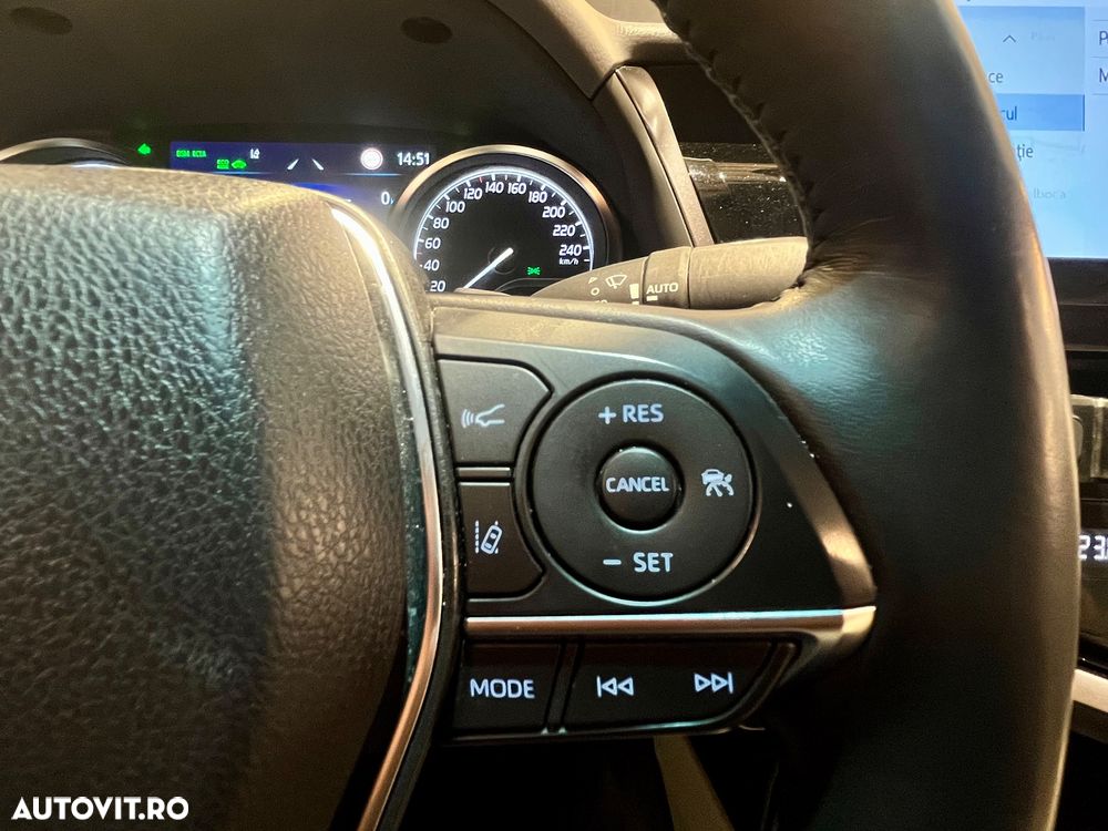 Toyota Camry 2.5 Hybrid Exclusive - 27