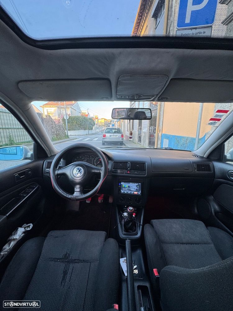 VW Golf - 11