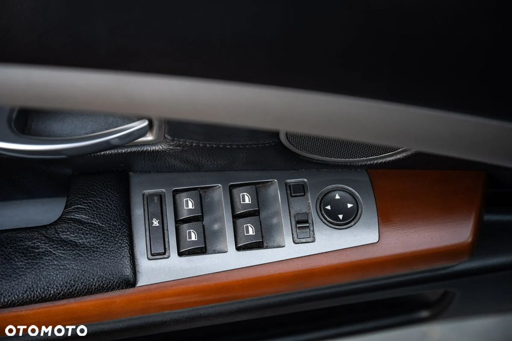 BMW Seria 7 735i - 13