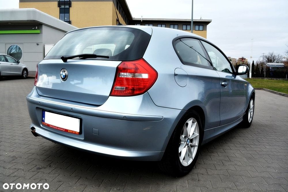 BMW Seria 1 118i - 4