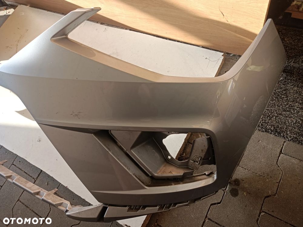 Zderzak przedni Seat Arona 6F9807221B - 2