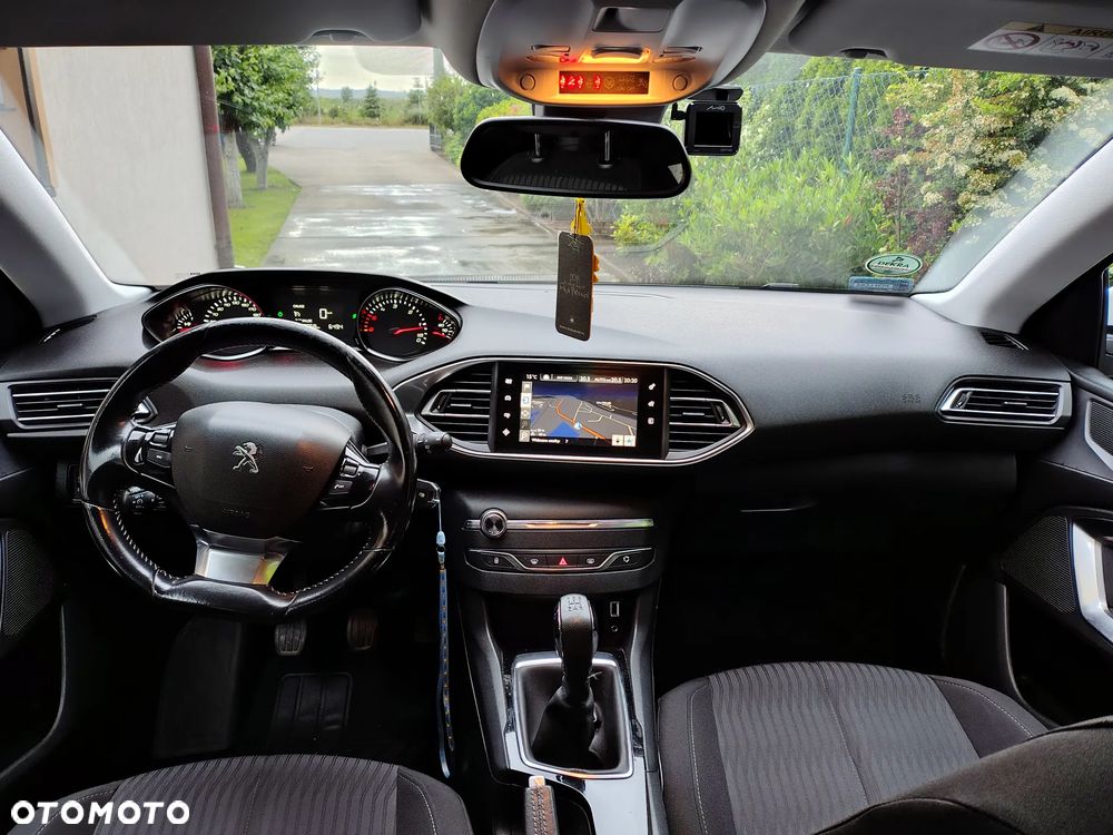 Peugeot 308 1.6 BlueHDi Active S&S - 10