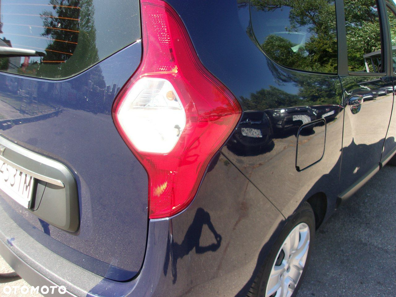 Dacia Lodgy 1.6 SCe Laureate S&S - 9