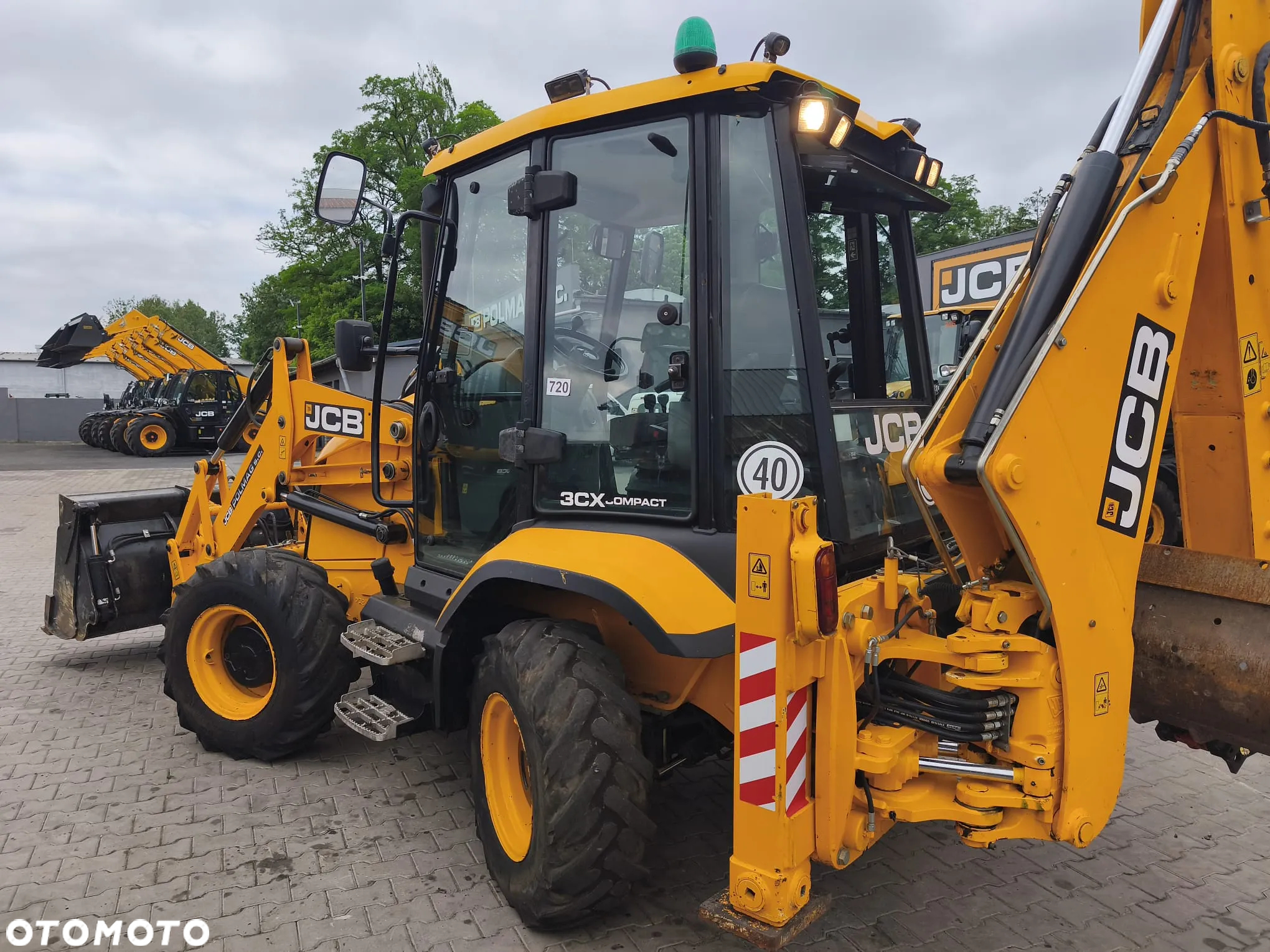 JCB 3CX Compact - 5