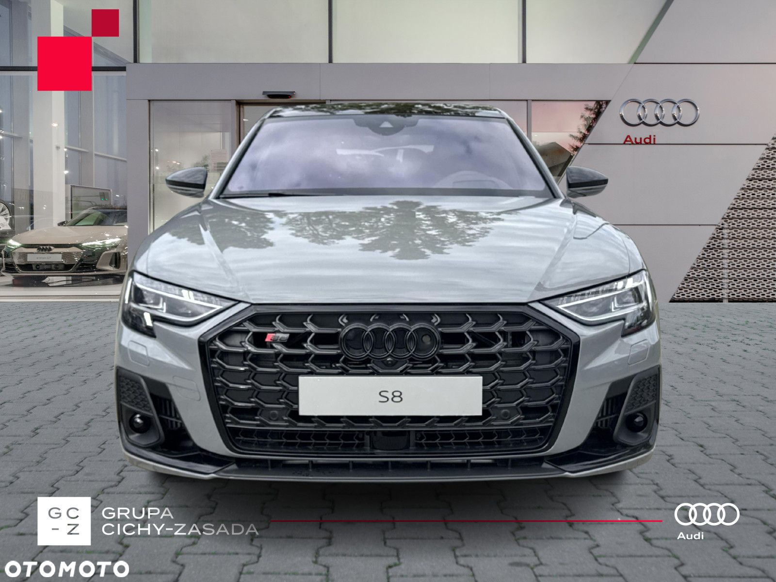 Audi S8 - 8