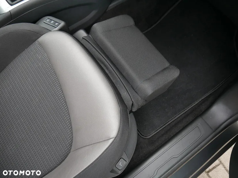 Citroën C4 Grand Picasso - 19