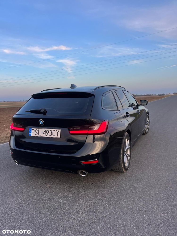 BMW Seria 3 320d Sport Line Shadow - 2