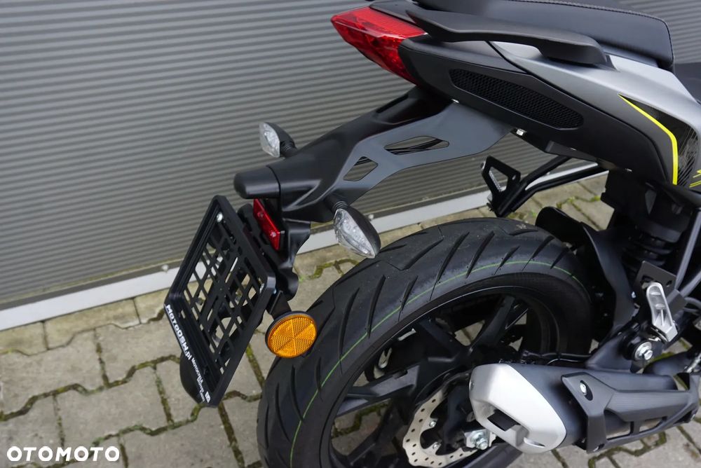 Benelli BN 125 - 8