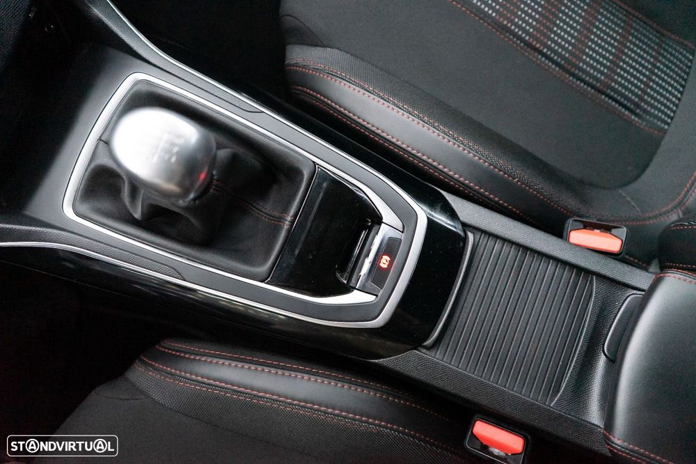 Peugeot 308 SW 2.0 BlueHDi GT Line - 24