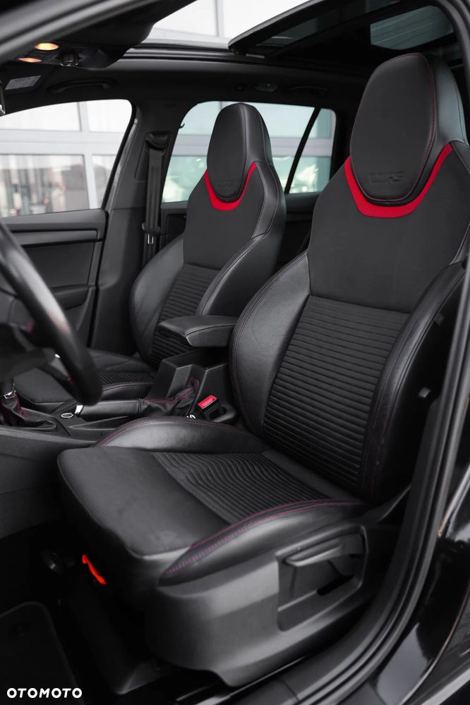 Skoda Octavia 2.0 TDI RS DSG - 20