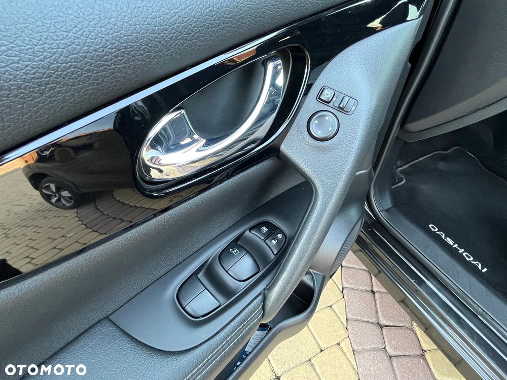 Nissan Qashqai 1.6 DCi N-Vision EU6 - 12