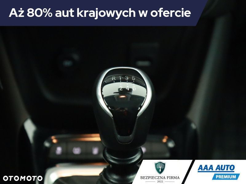 Opel Crossland X - 11