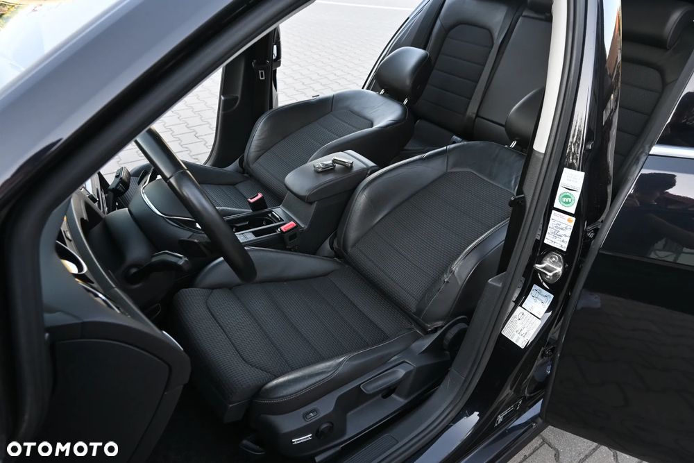 Volkswagen Golf 2.0 TDI BMT Highline DSG - 27