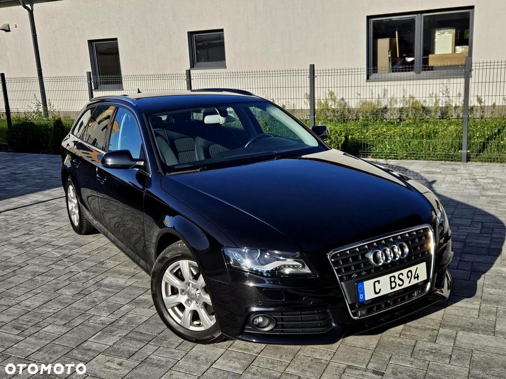 Audi A4 Avant 2.0 TDI DPF Ambiente - 17