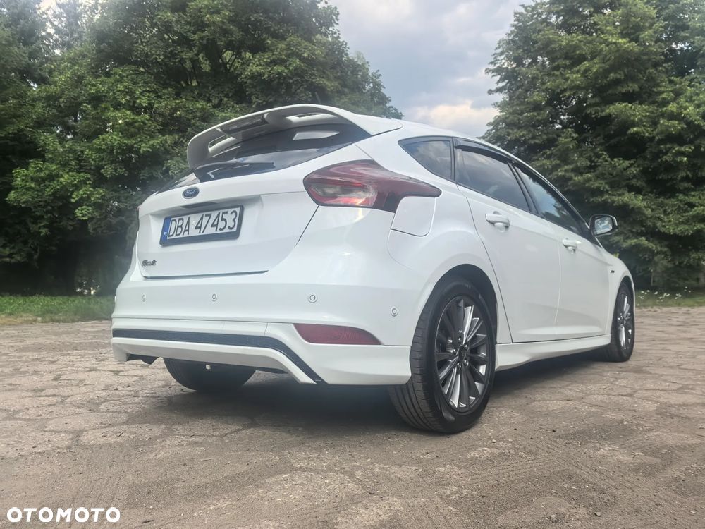 Ford Focus 1.0 EcoBoost ST-Line ASS - 19