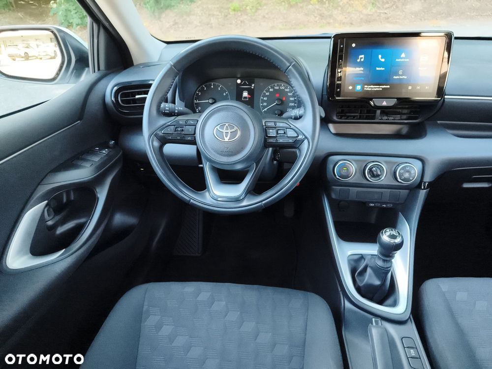 Toyota Yaris 1.5 Comfort - 13