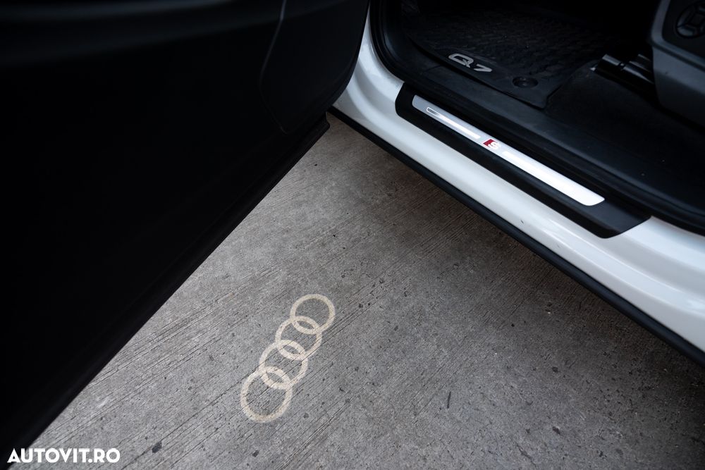 Audi Q7 3.0 55 TFSI quattro Tiptronic S Line - 16
