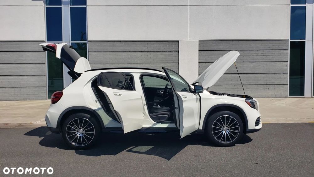 Mercedes-Benz GLA 250 7G-DCT Peak Edition - 9