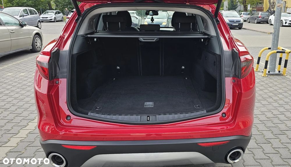 Alfa Romeo Stelvio 2.2 Diesel 16V AT8 Q4 Business - 13
