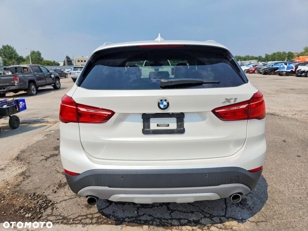 BMW X1 xDrive28i Sport Line - 8