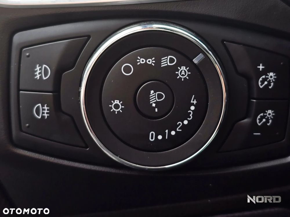 Ford Focus 1.0 EcoBoost STart-Stopp-System TITANIUM - 19