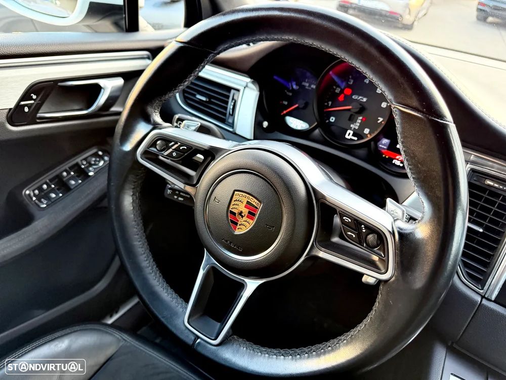 Porsche Macan GTS PDK - 12