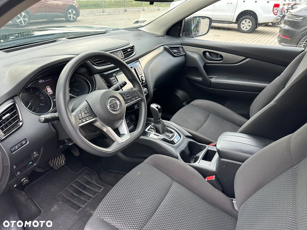 Nissan Rogue - 12