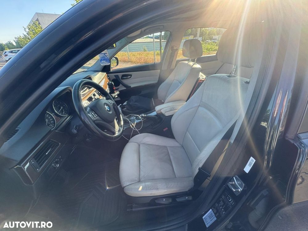 BMW Seria 3 318i Aut. - 11