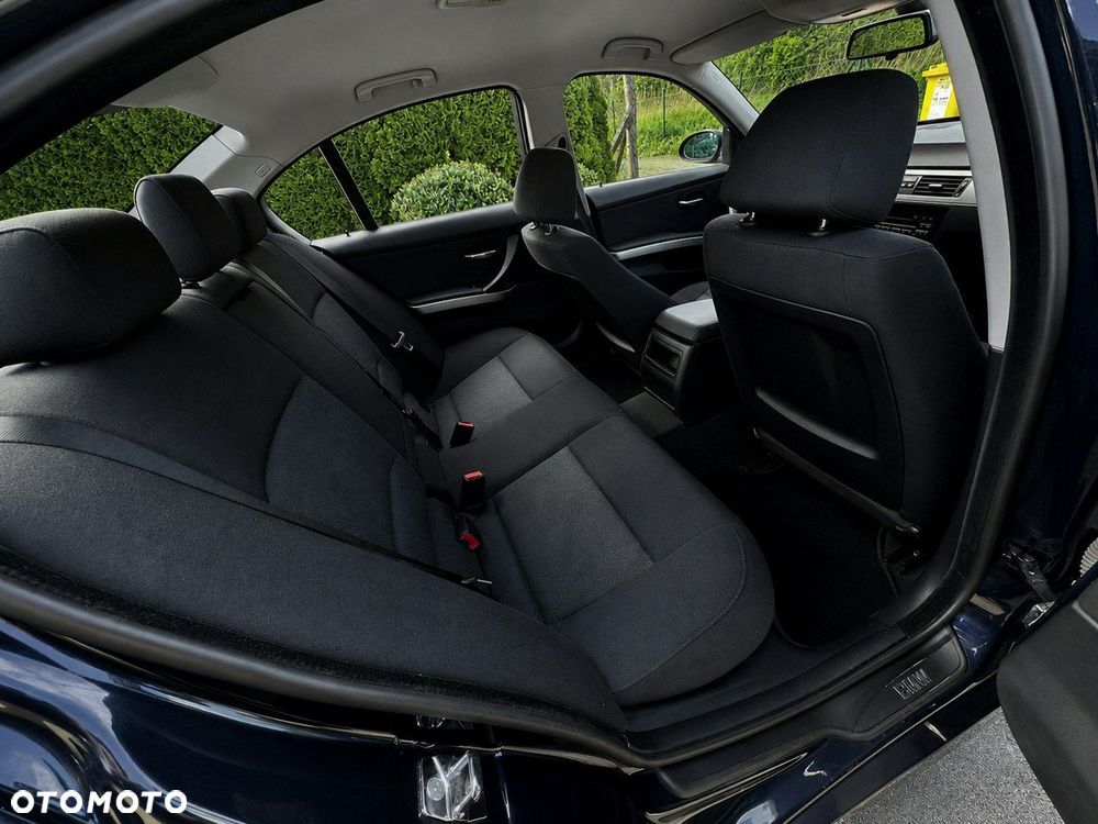 BMW Seria 3 - 11