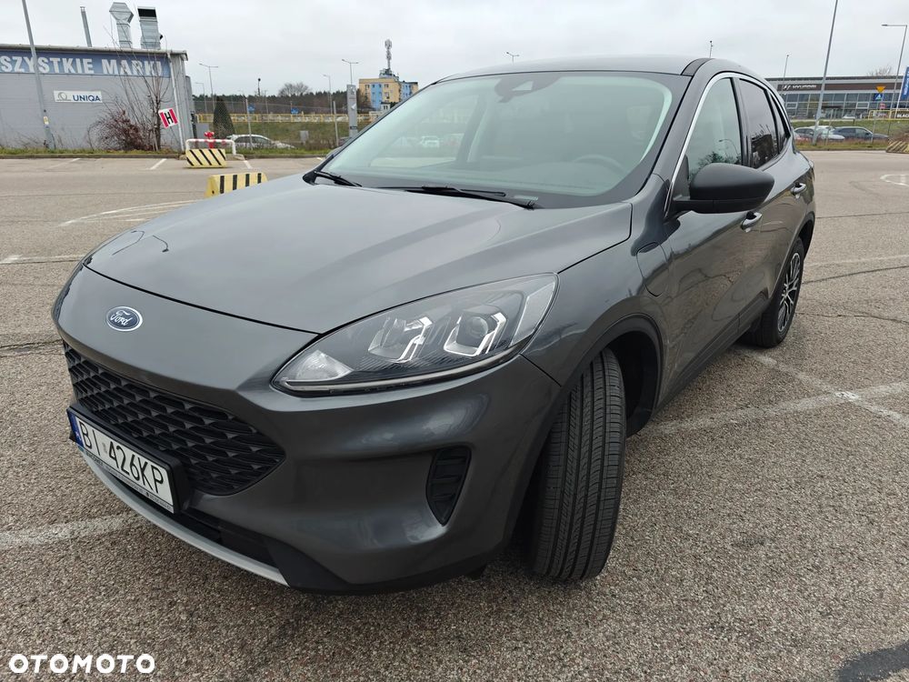 Ford Kuga - 1
