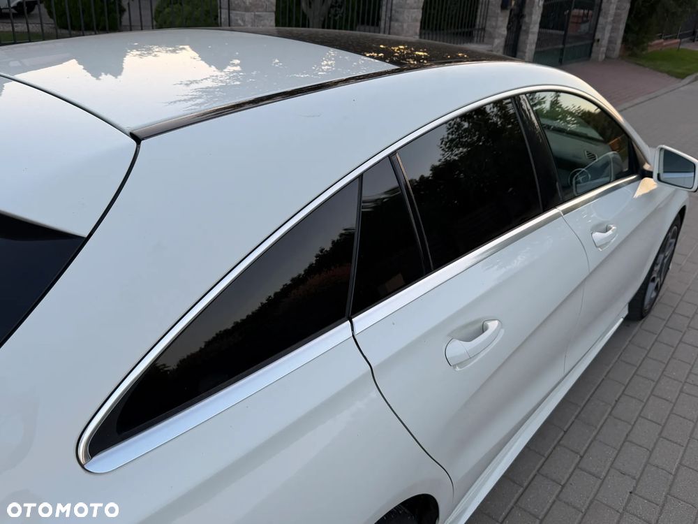 Mercedes-Benz CLA 200 d 4Matic 7G-DCT AMG Line - 31