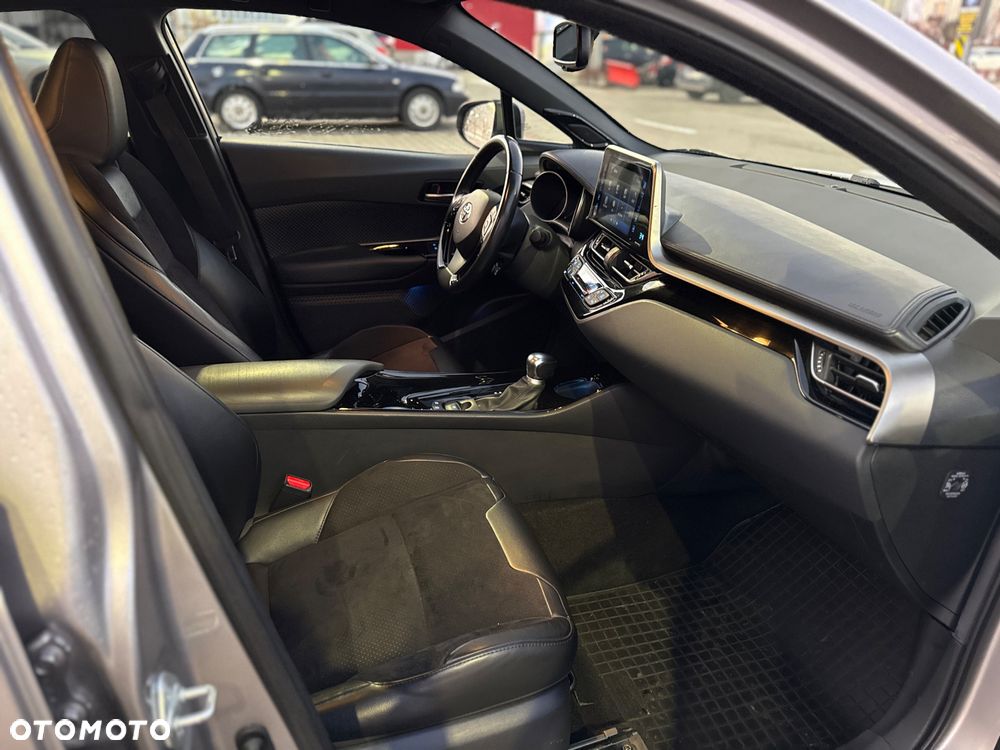 Toyota C-HR 1.8 Hybrid Dynamic - 17