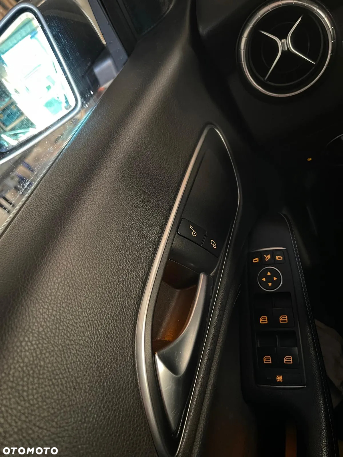 Mercedes-Benz CLA 250 4-Matic Sport - 26