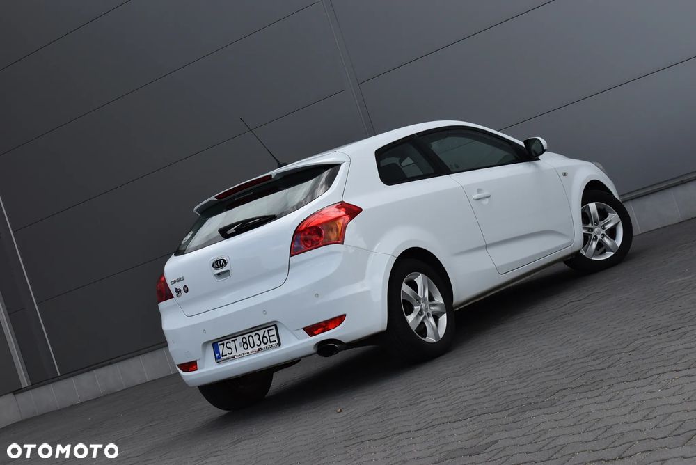 Kia Ceed 1.4 Comfort - 30