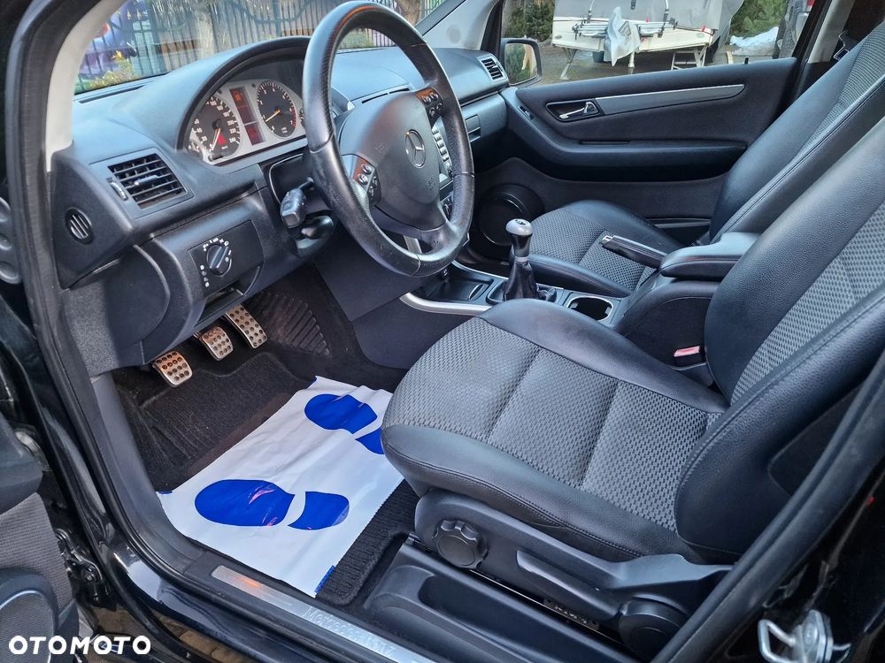 Mercedes-Benz Klasa A 200 Turbo Avantgarde - 10