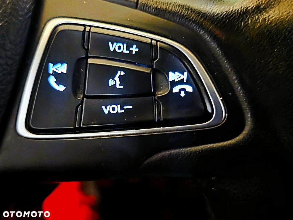 Ford Grand C-MAX - 35