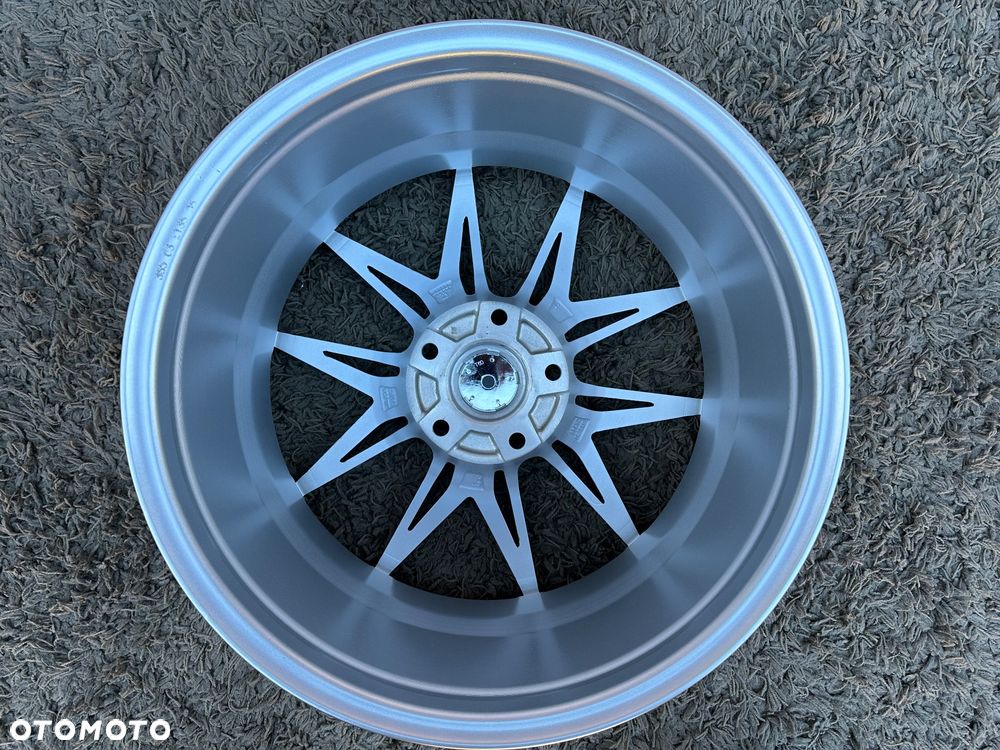 Nowe Felgi zamienniki BMW w kolorze srebrnym 19” 5x120 8,5 ET 35 - 38