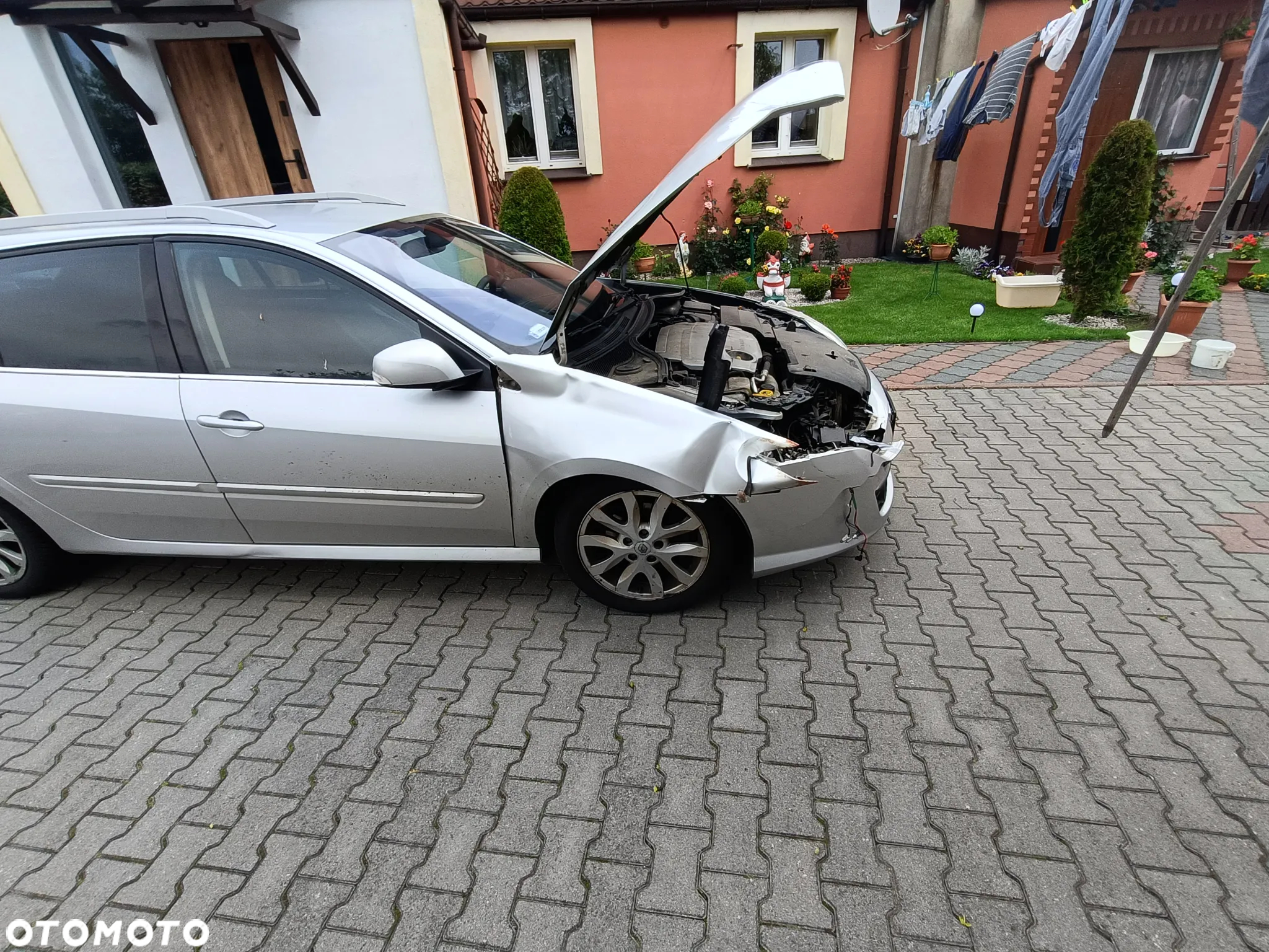 Renault Laguna 2.0 DCi Dynamique - 4
