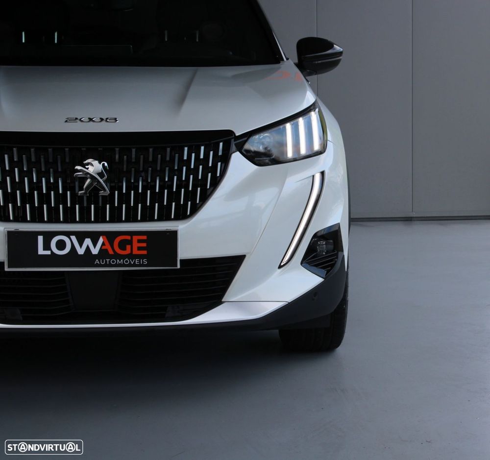 Peugeot 2008 1.2 PureTech GT EAT8 - 9