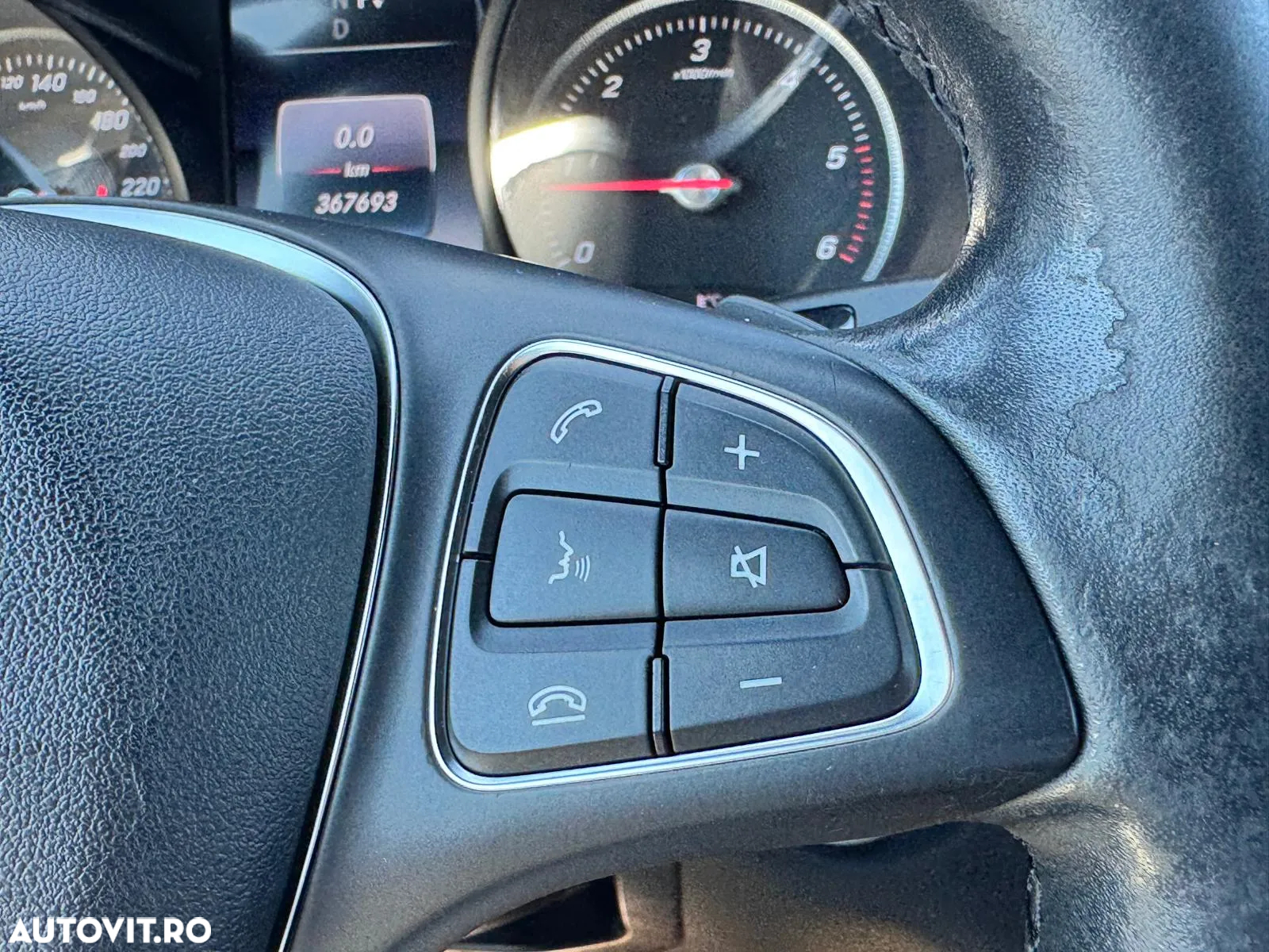 Mercedes-Benz GLC 250 d 4MATIC - 33