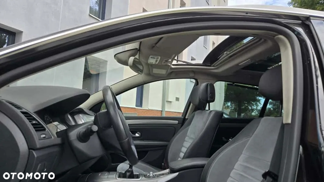 Renault Laguna Grandtour dCi 150 FAP GT - 12