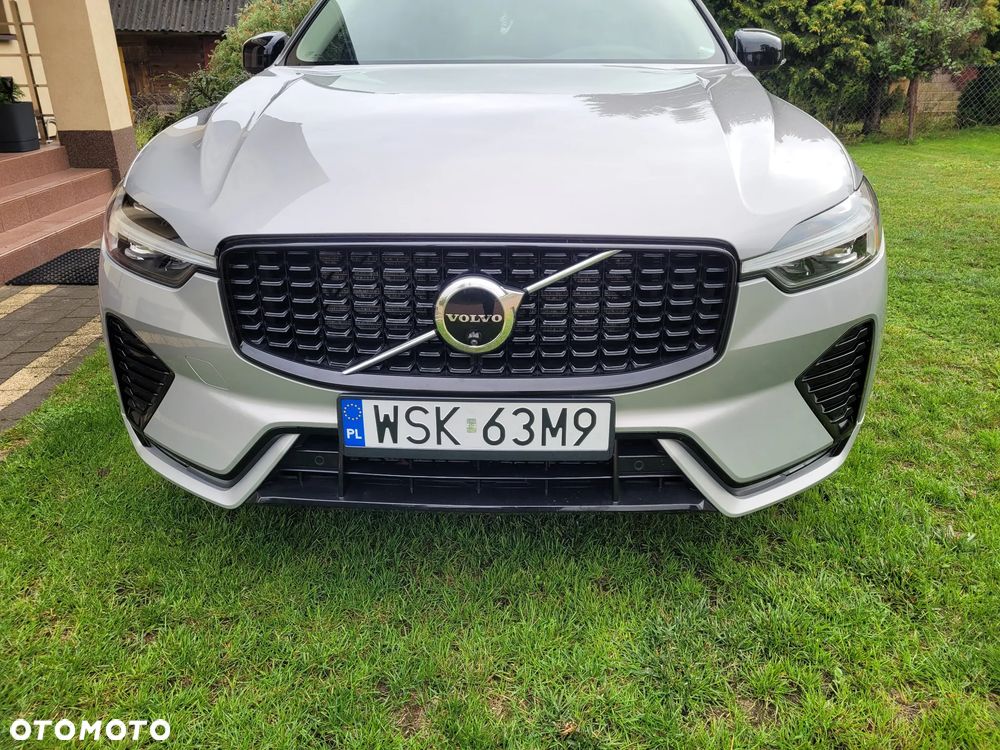 Volvo XC 60 B5 B AWD Plus Dark - 3