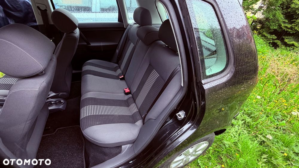 Volkswagen Polo - 10