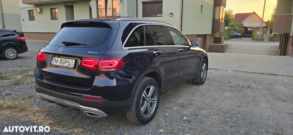 Mercedes-Benz GLC 300 4MATIC - 10